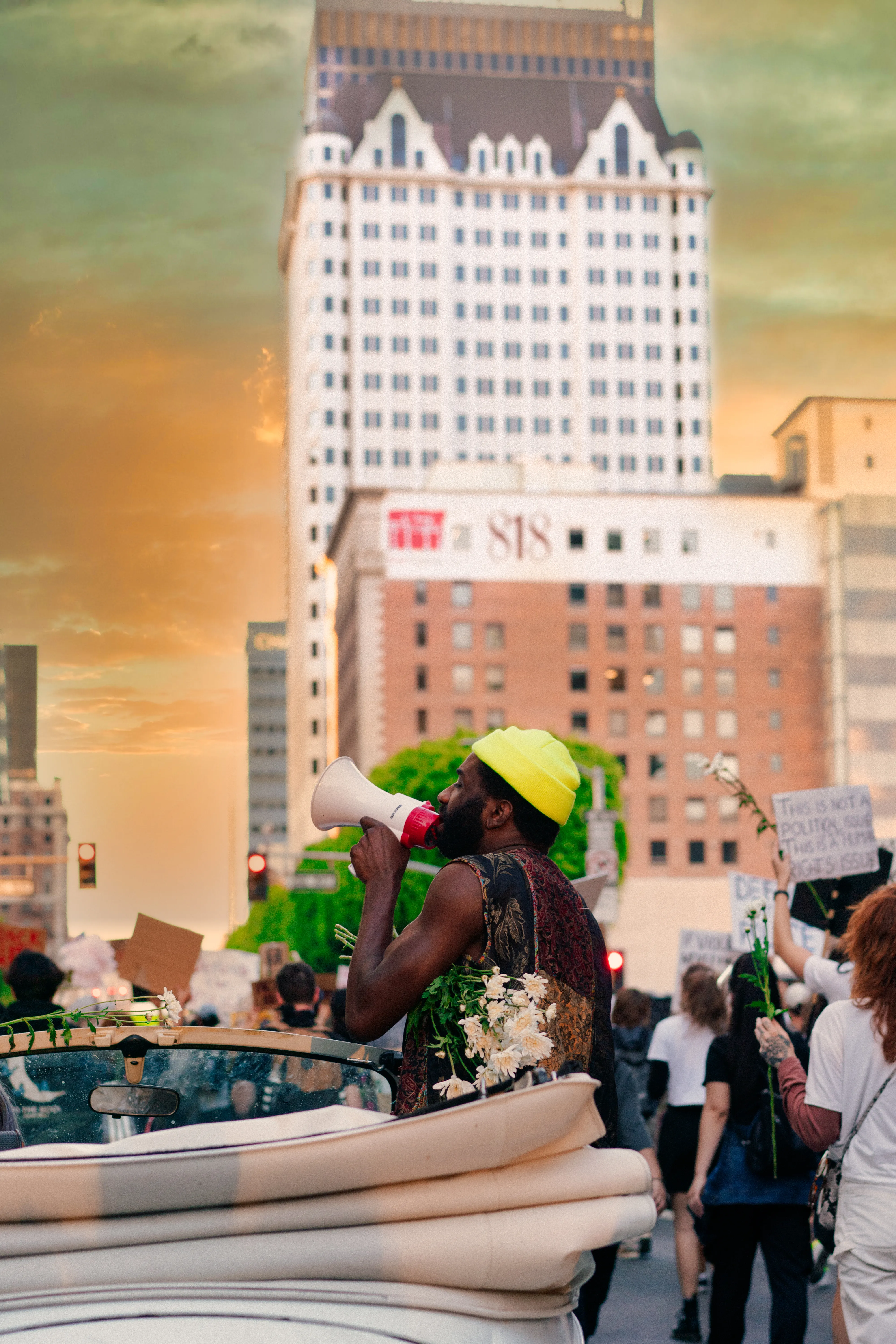 094a - Raven50mm - "SUNSET SHOUTS OF DTLA"